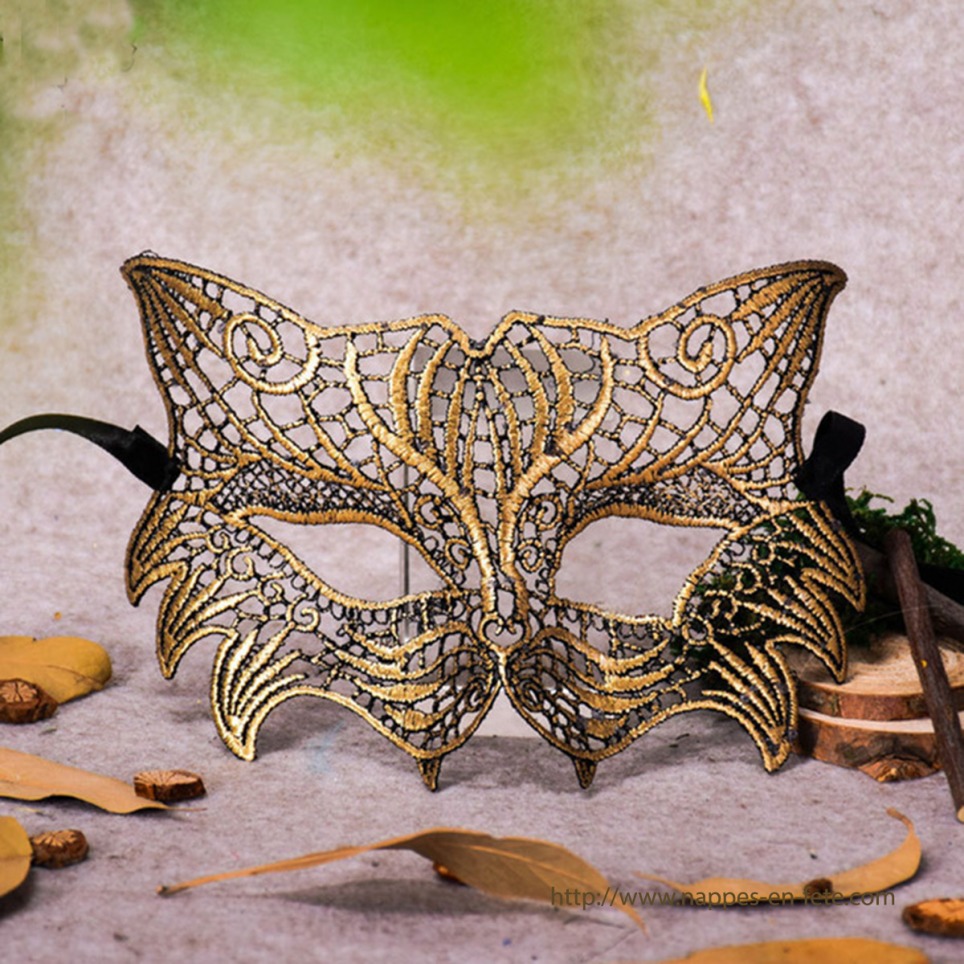 Masque Vénitien Vert Dentelle Avec Plumes De Paon - Carnaval, Halloween, Soirée élégante