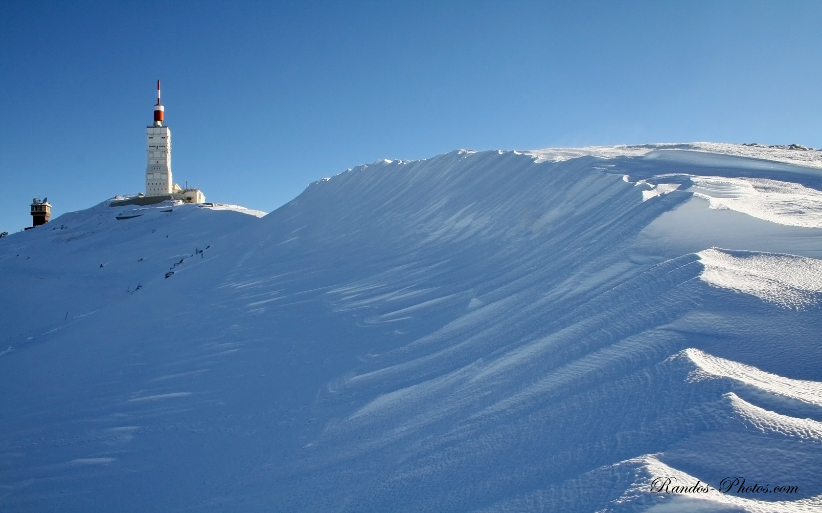 Le Mont-Ventoux Sous La Neige Vaucluse